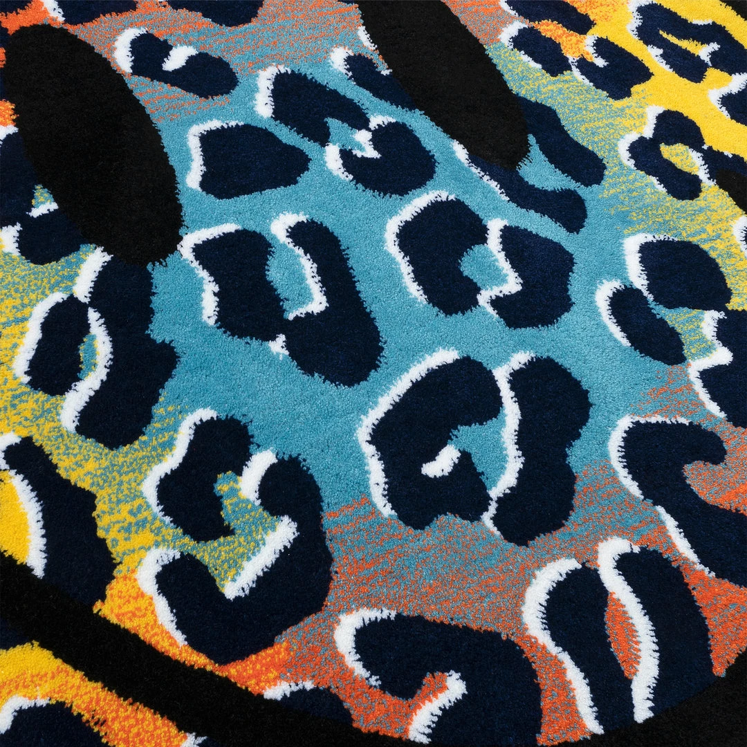 Market SMILEY® SMILEY ANIMAL PRINT RUG