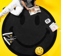 Market SMILEY 6 FOOT MONOCHROME RUG SMILEY®