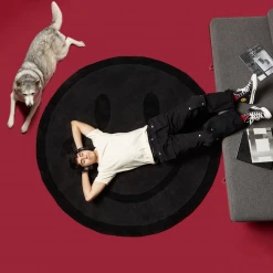 Market SMILEY 6 FOOT MONOCHROME RUG SMILEY®