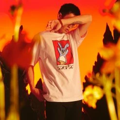 MARKET TOPS BUNNY PUPPET PUFF PRINT T-SHIRT