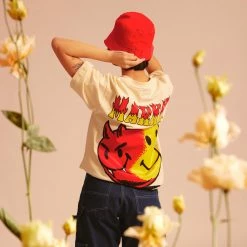 MARKET TOPS SMILEY GOOD VS EVIL T-SHIRT